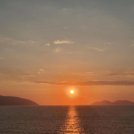 Darla Sea View Apartment Vlorë Extérieur photo