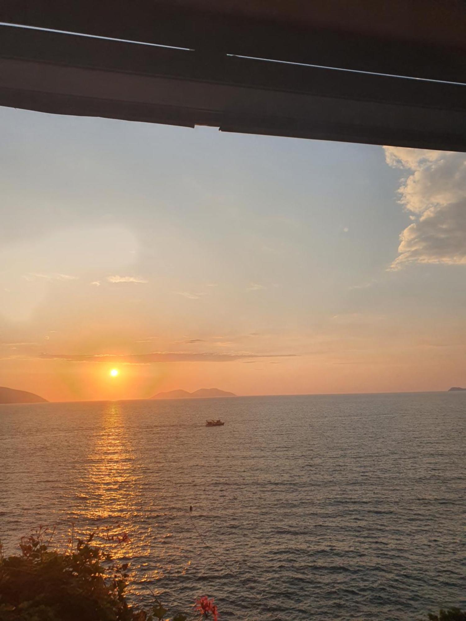 Darla Sea View Apartment Vlorë Extérieur photo